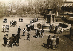 Children around fountain